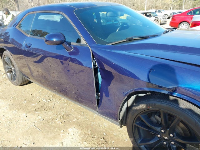 DODGE CHALLENGER - 6