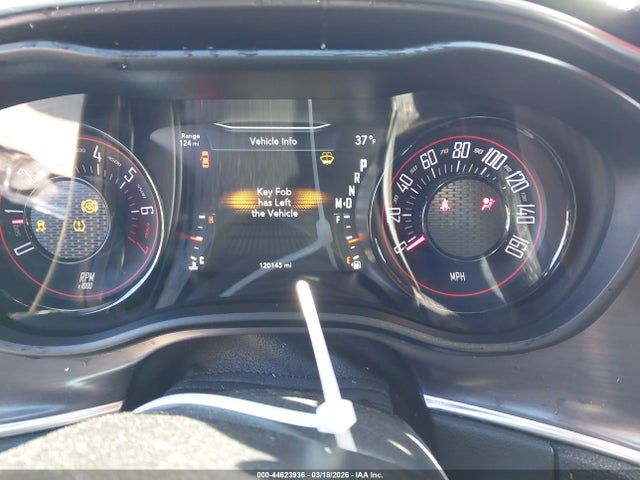 DODGE CHALLENGER - 7