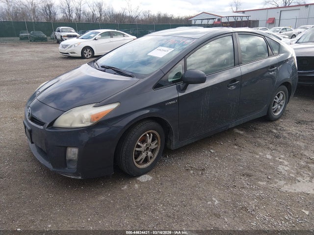 TOYOTA PRIUS - 2