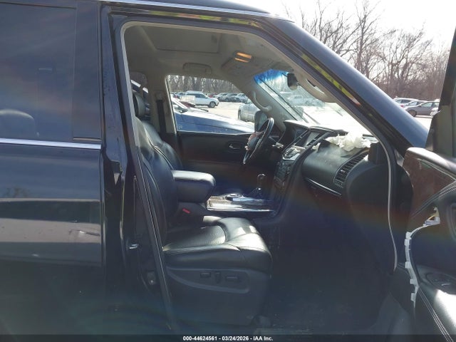 2017 INFINITI QX80 5