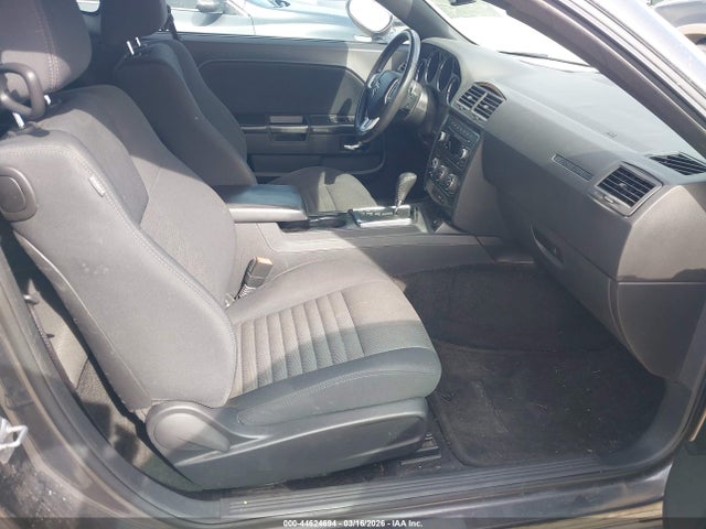 DODGE CHALLENGER SXT - 5