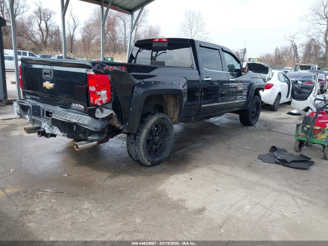 CHEVROLET SILVERADO 2500HD HIGH COUNTRY - 4