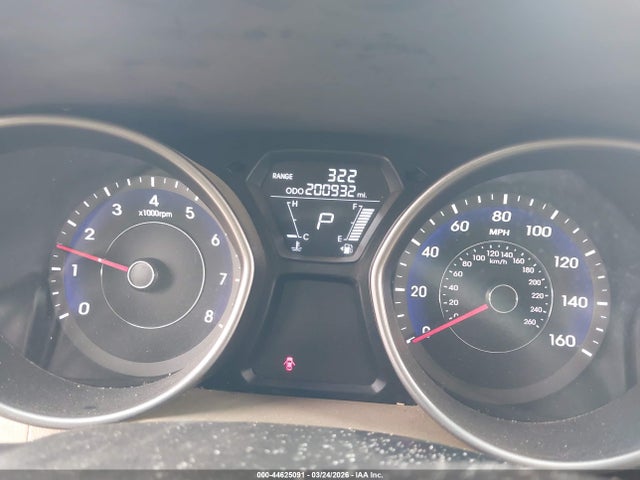 HYUNDAI ELANTRA GLS - 7