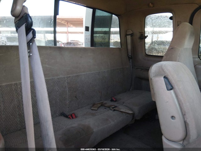 FORD F-150 STANDARD/XL/XLT - 8