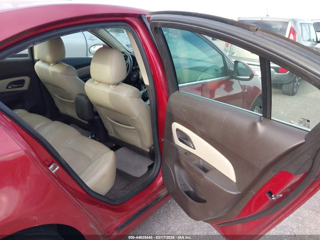 CHEVROLET CRUZE 2LT AUTO - 8