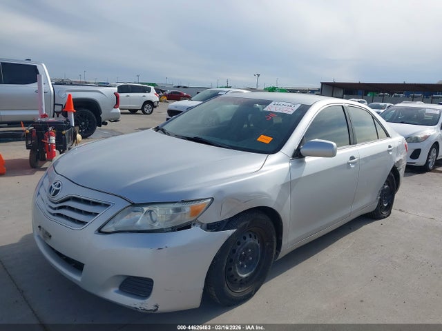 TOYOTA CAMRY - 2
