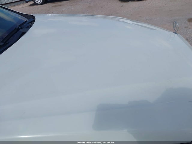 MERCEDES-BENZ E-CLASS - 6