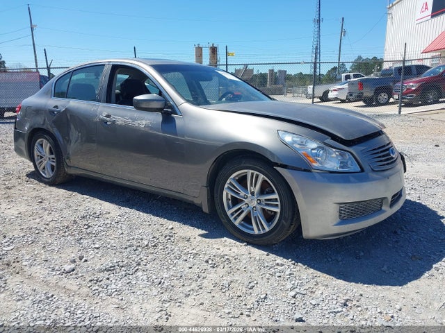 2013 INFINITI G37 JOURNEY