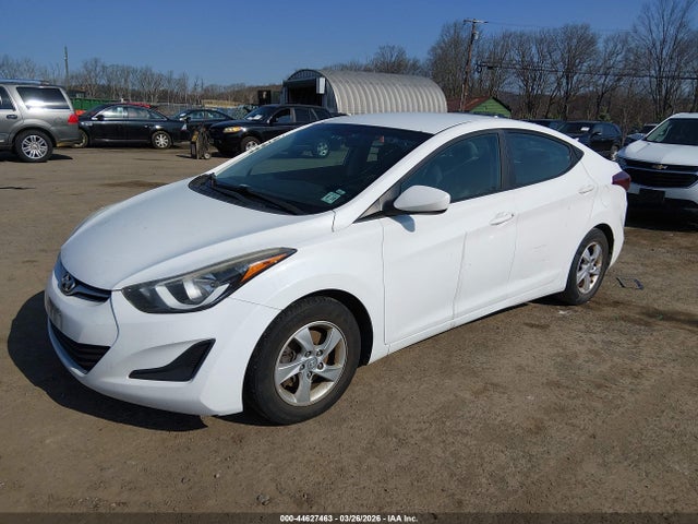 HYUNDAI ELANTRA SE - 2