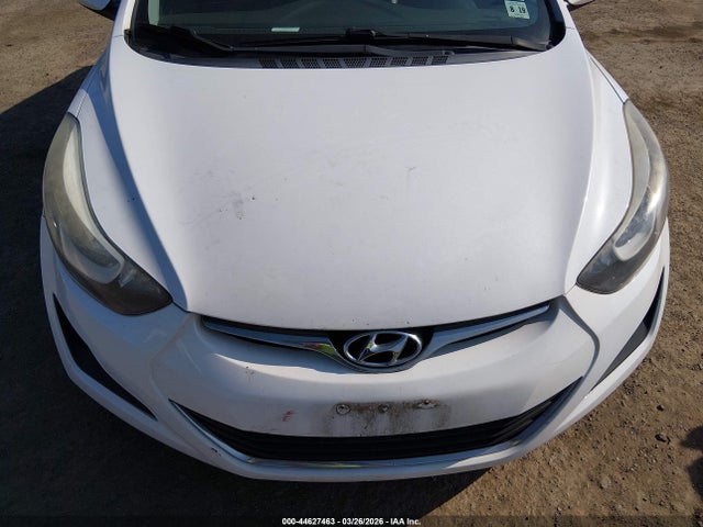 HYUNDAI ELANTRA SE - 6