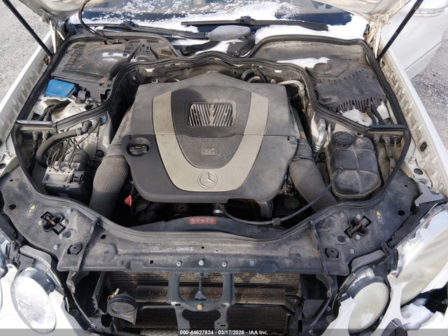 MERCEDES-BENZ E-CLASS - 10