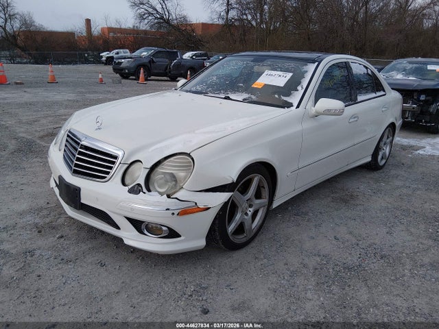 MERCEDES-BENZ E-CLASS - 2