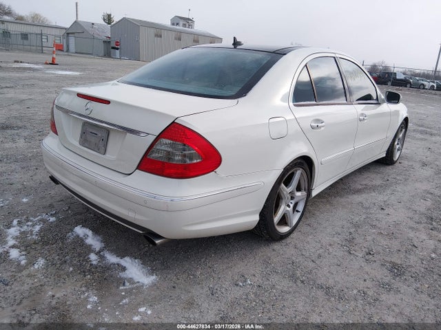 MERCEDES-BENZ E-CLASS - 4