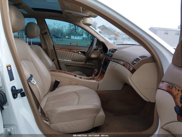 MERCEDES-BENZ E-CLASS - 5