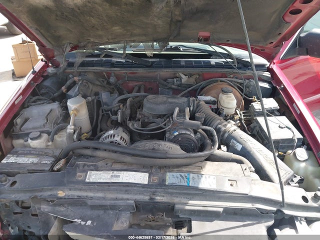 CHEVROLET S-10 LS - 10