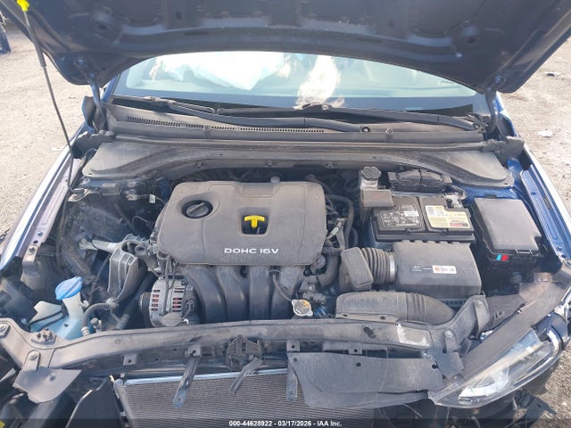 HYUNDAI ELANTRA SEL - 10