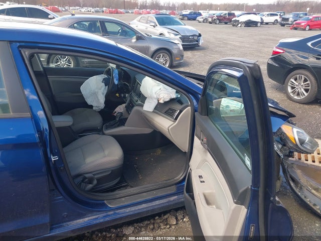 HYUNDAI ELANTRA SEL - 5