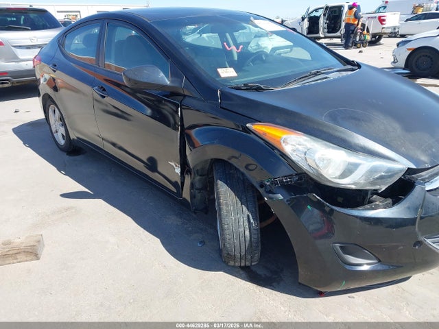 HYUNDAI ELANTRA GLS - 6