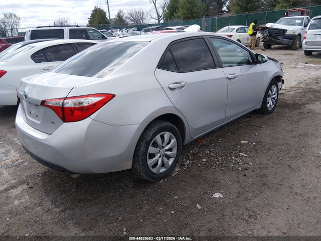 صورة 4 لـ 2015 Toyota COROLLA LE