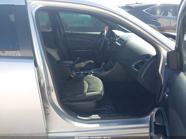 DODGE AVENGER SE - 5