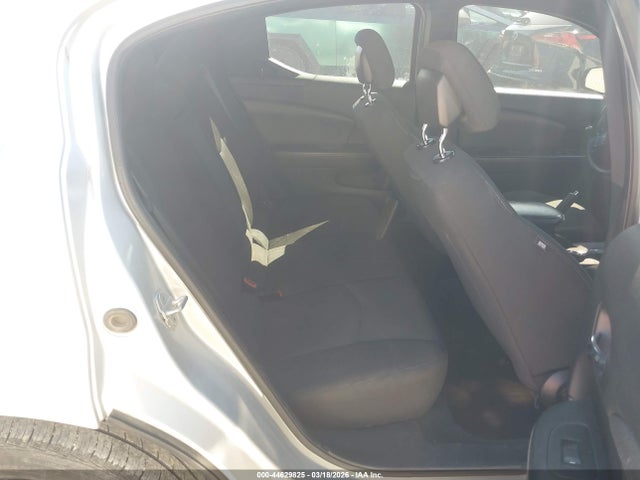 DODGE AVENGER SE - 8