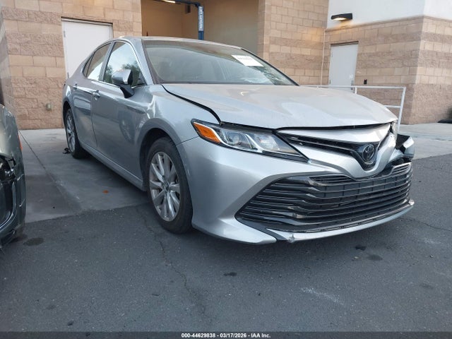2018 TOYOTA CAMRY LE