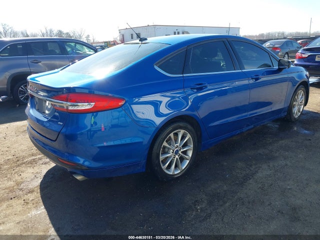 FORD FUSION SE - 4