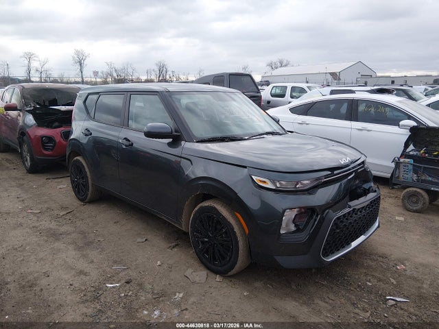 2022 KIA SOUL LX