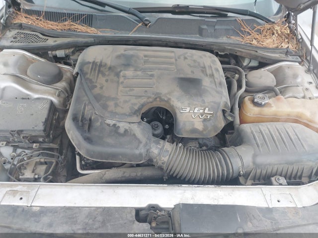 DODGE CHALLENGER SXT - 10