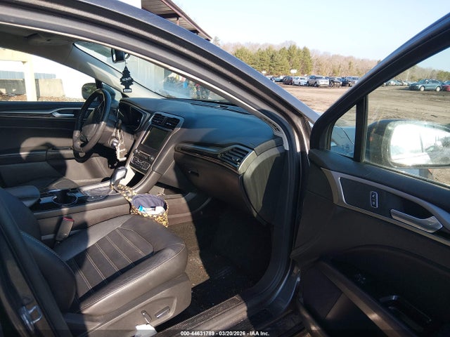 FORD FUSION ENERGI SE LUXURY - 5