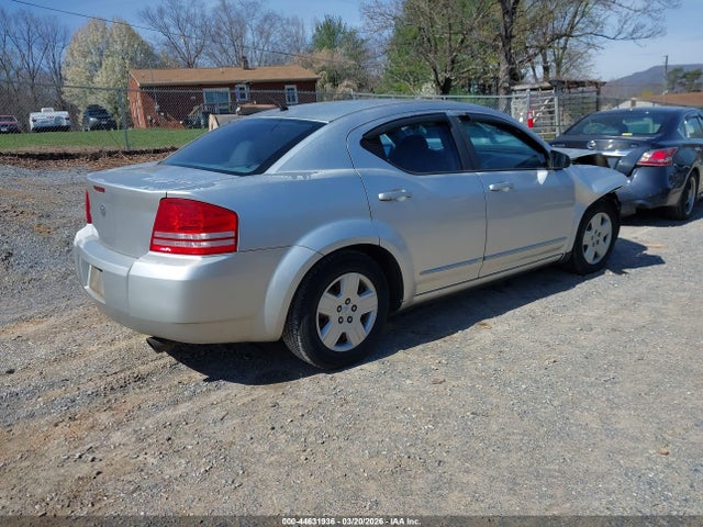 DODGE AVENGER SE - 4