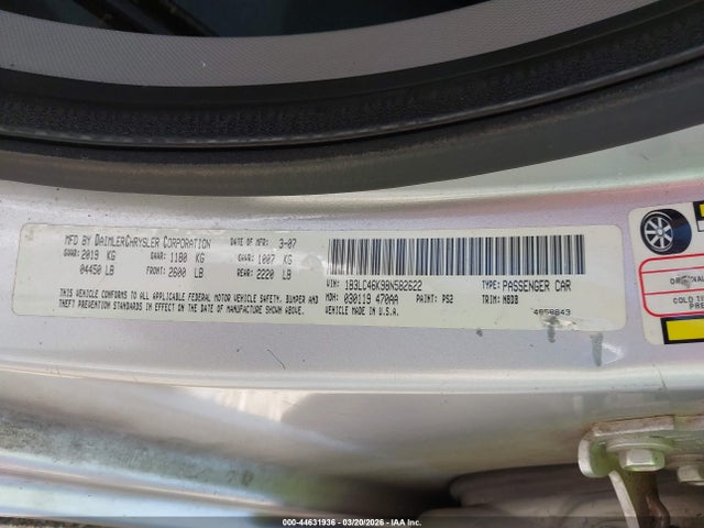 DODGE AVENGER SE - 9