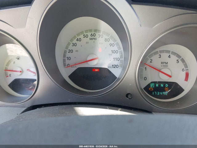 DODGE AVENGER SE - 7