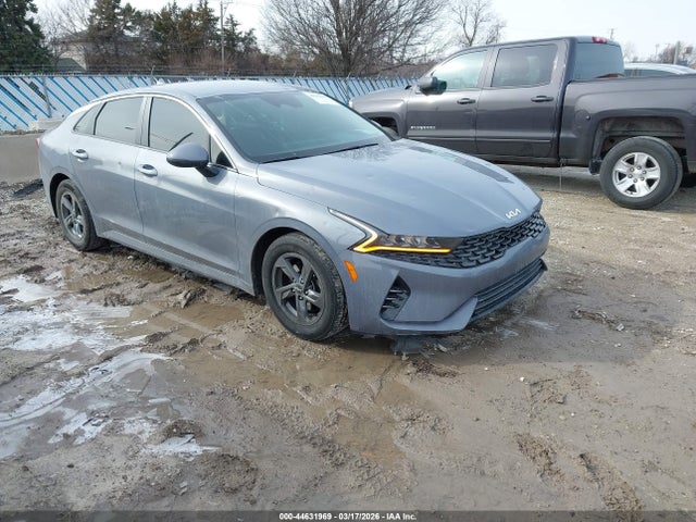 KIA K5 LXS - 1
