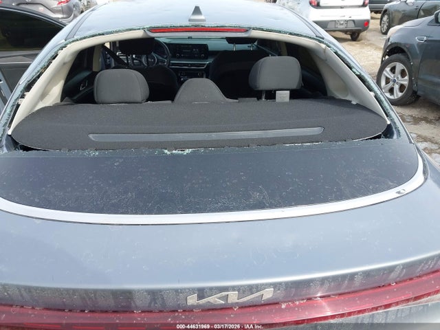 KIA K5 LXS - 6