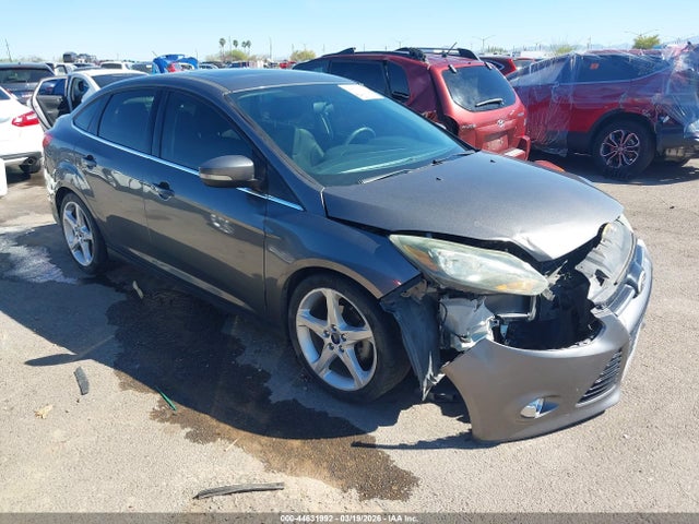 FORD FOCUS TITANIUM - 1