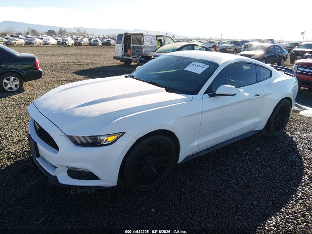 FORD MUSTANG V6 - 2