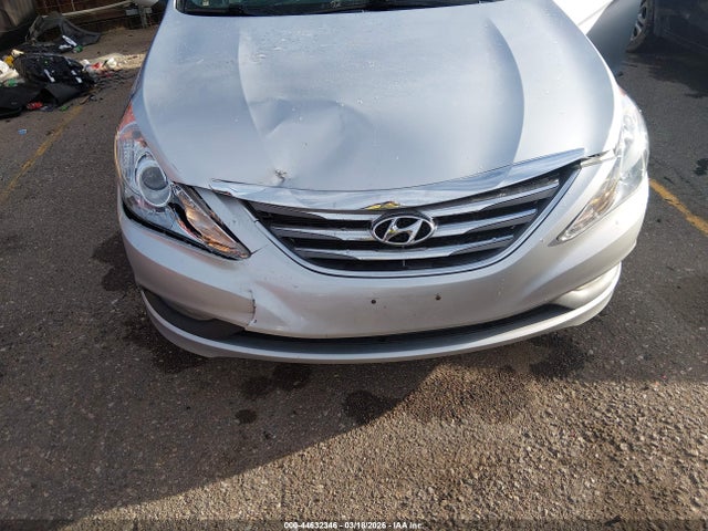 HYUNDAI SONATA LIMITED 2.0T - 6
