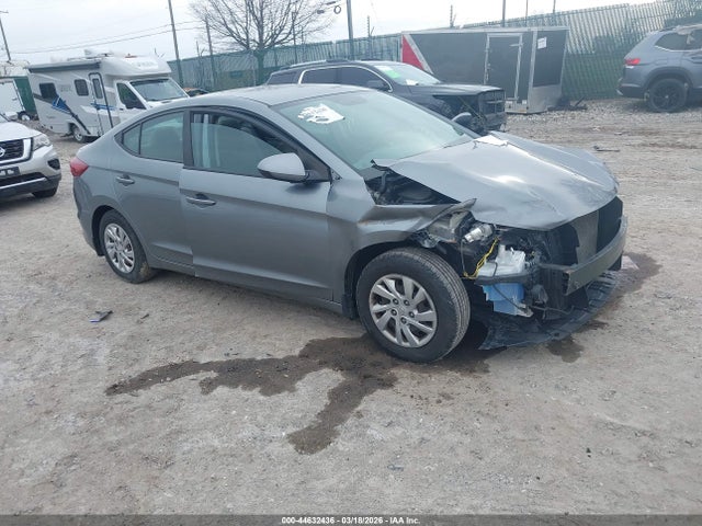 HYUNDAI ELANTRA SE - 1