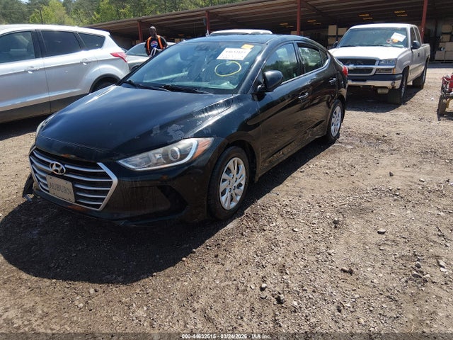 HYUNDAI ELANTRA SE - 2