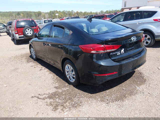 HYUNDAI ELANTRA SE - 3