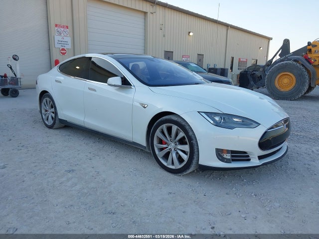 2015 TESLA MODEL S 85D/P85D