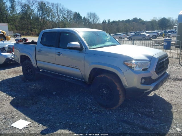 2022 TOYOTA TACOMA SR5 V6