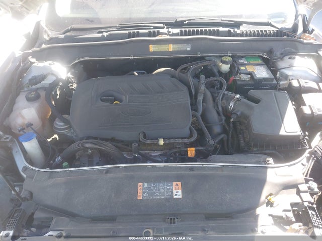 FORD FUSION SE - 10