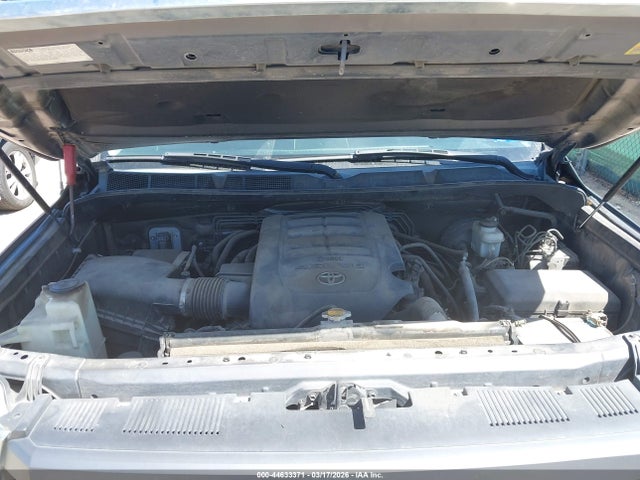 TOYOTA TUNDRA - 10