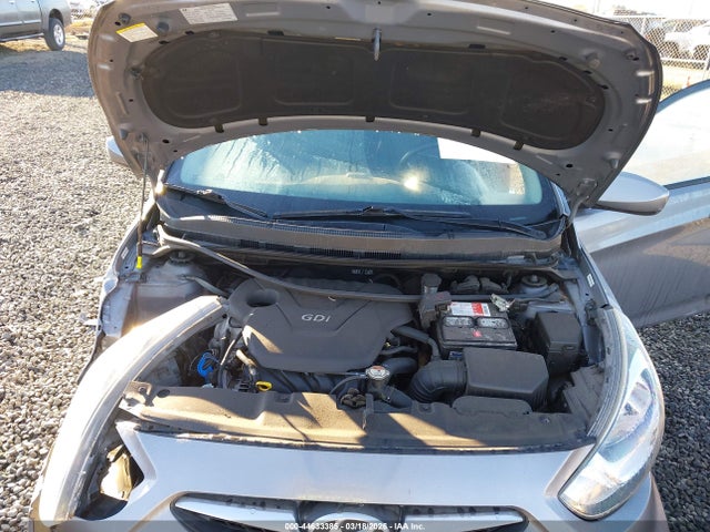 HYUNDAI ACCENT GS - 10