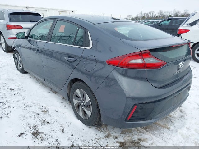 HYUNDAI IONIQ HYBRID SEL - 3