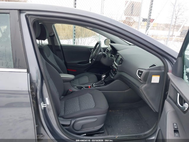 HYUNDAI IONIQ HYBRID SEL - 5