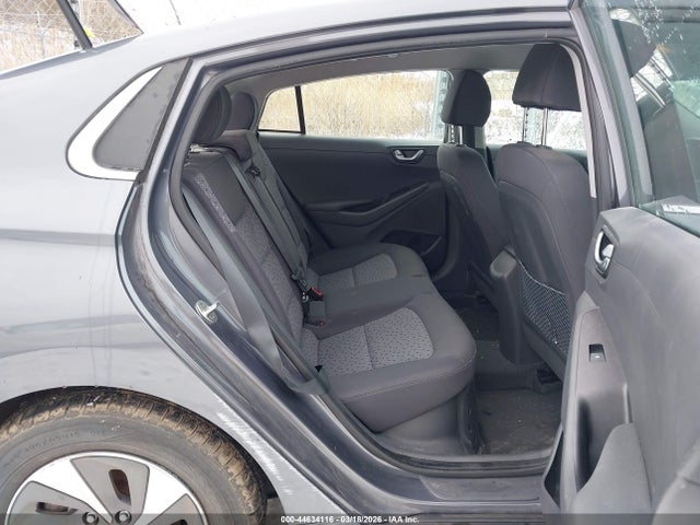 HYUNDAI IONIQ HYBRID SEL - 8