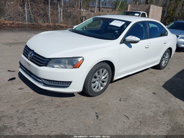 صورة 2 لـ 2012 Volkswagen PASSAT 2.5L S
